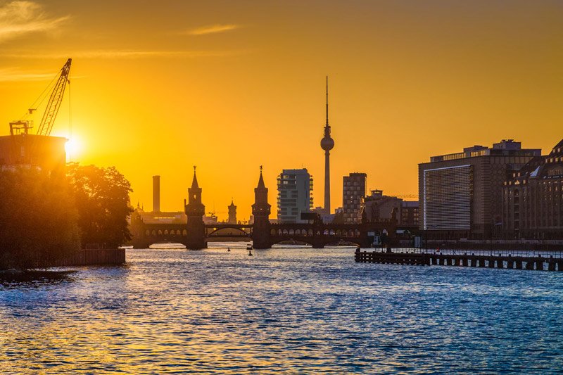 Berlin uchodzi za idealne miasto do życia i osiągnięcia sukcesu, ale wielu berlińczyków zna je od zupełnie innej strony.